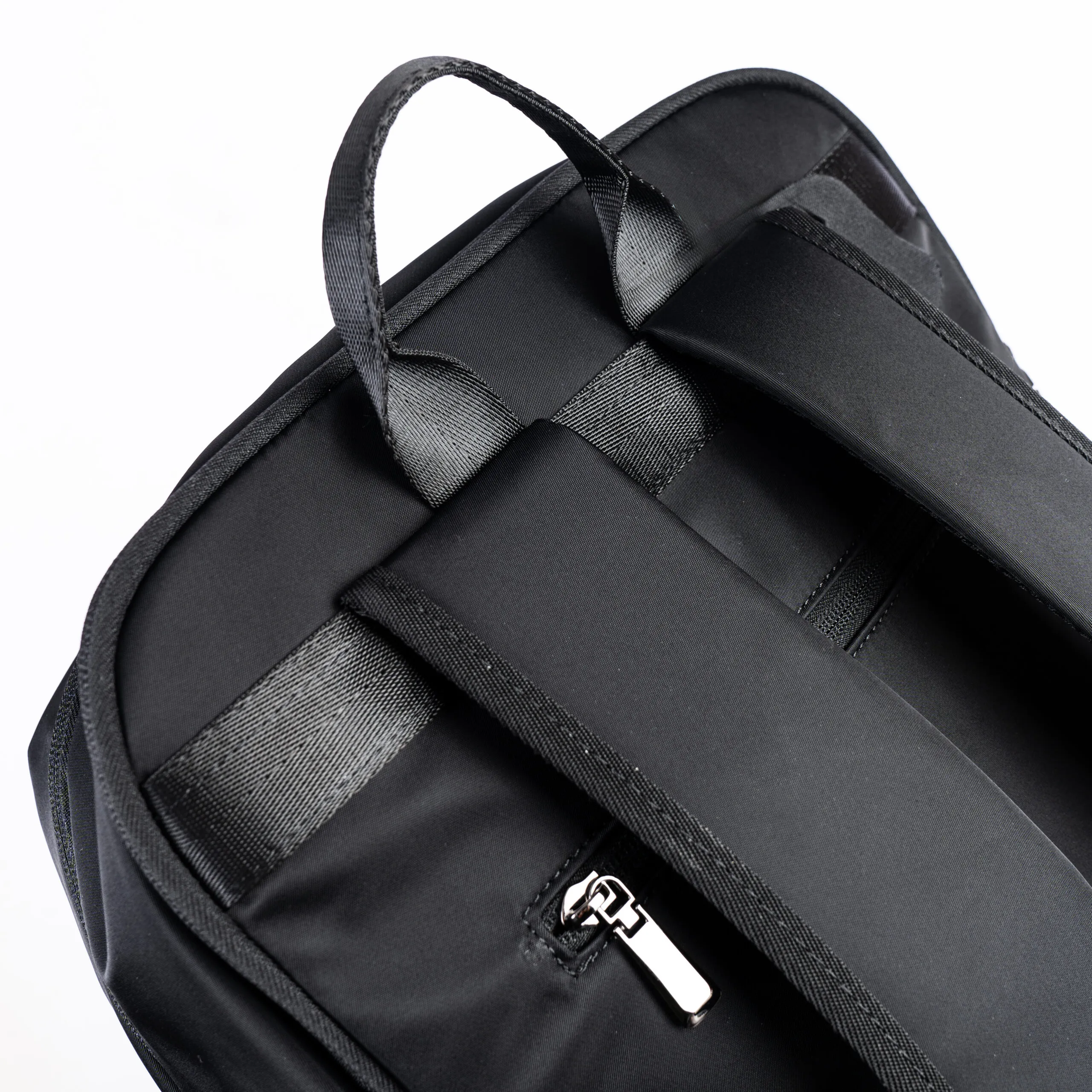 M78-14162-816 7 Balo unisex EFORA GO M78-14162 màu Đen – cận cảnh chi tiết