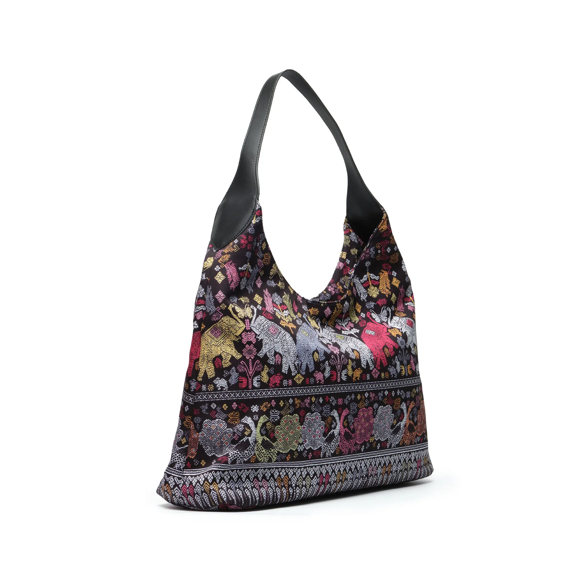 4-EG-2606-THOCAM 2 Túi hobo EFORA GO 2606 đen thổ cẩm góc nghiêng với quai đen